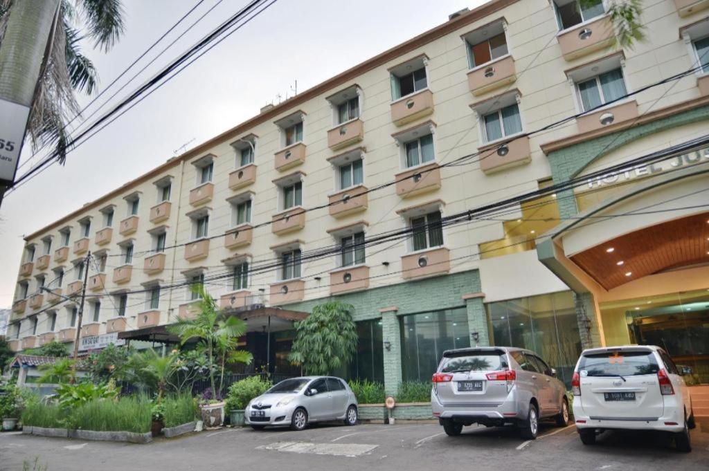 Sleepzzz Hotel Senayan Jacarta Exterior foto